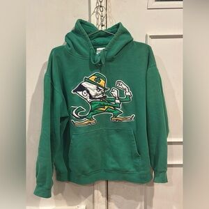 Vintage Notre Dame Fighting Irish Hoodie – Classic Green Crewneck Sweatshirt (L)